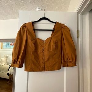 Size M, never been worn!